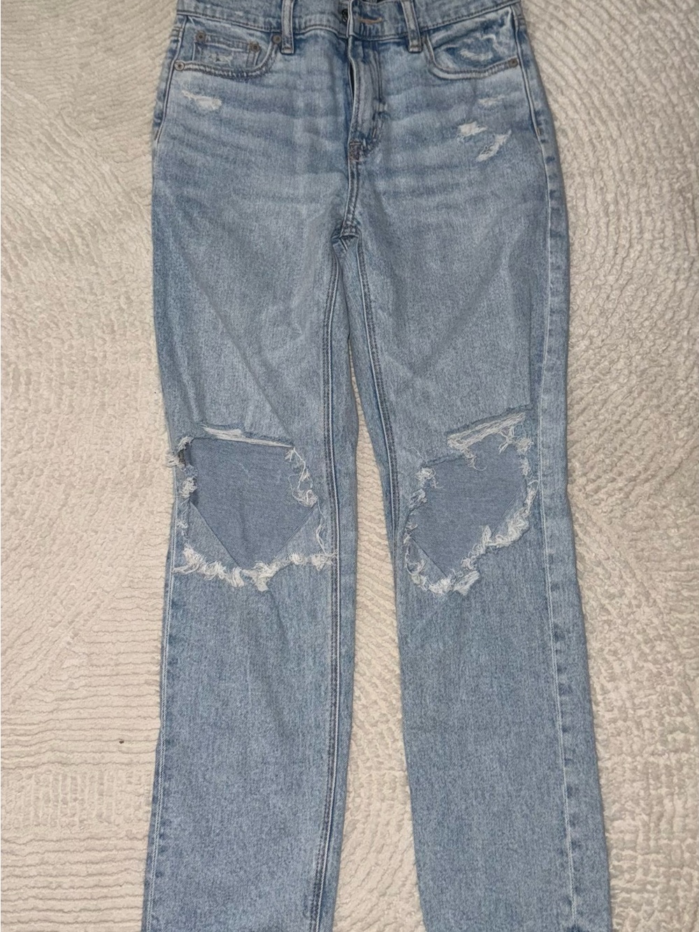 American Eagle Outfitters Light Wash Ripped Straight Leg Jeans